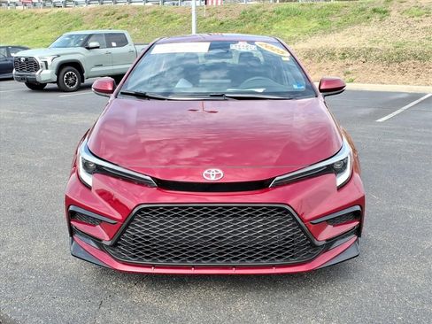Certified 2025 Toyota Corolla SE image 2