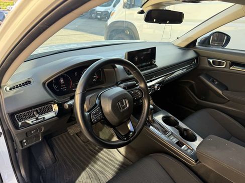 Used 2022 Honda Civic EX image 8