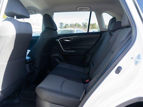 Used 2025 Toyota RAV4 XLE w/ Weather Package image 23