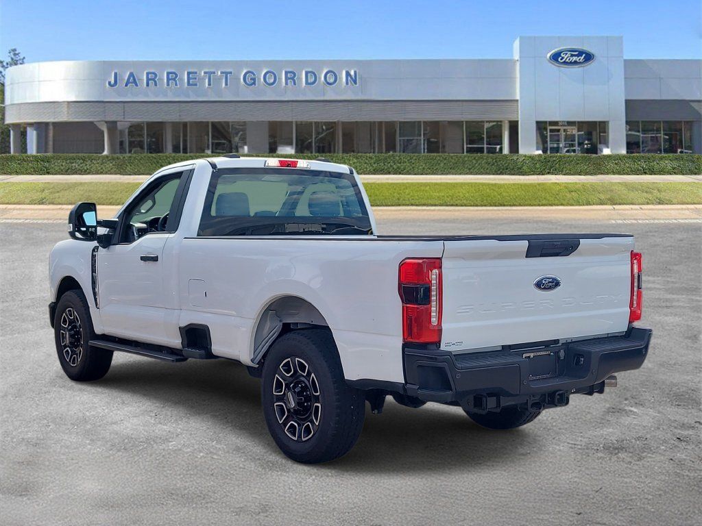 Certified 2024 Ford F350 XL w/ 360-Degree Camera Package RWD image 3