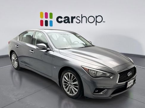Used 2018 INFINITI Q50 Luxe w/ Essential Package (3.0T Luxe) image 7