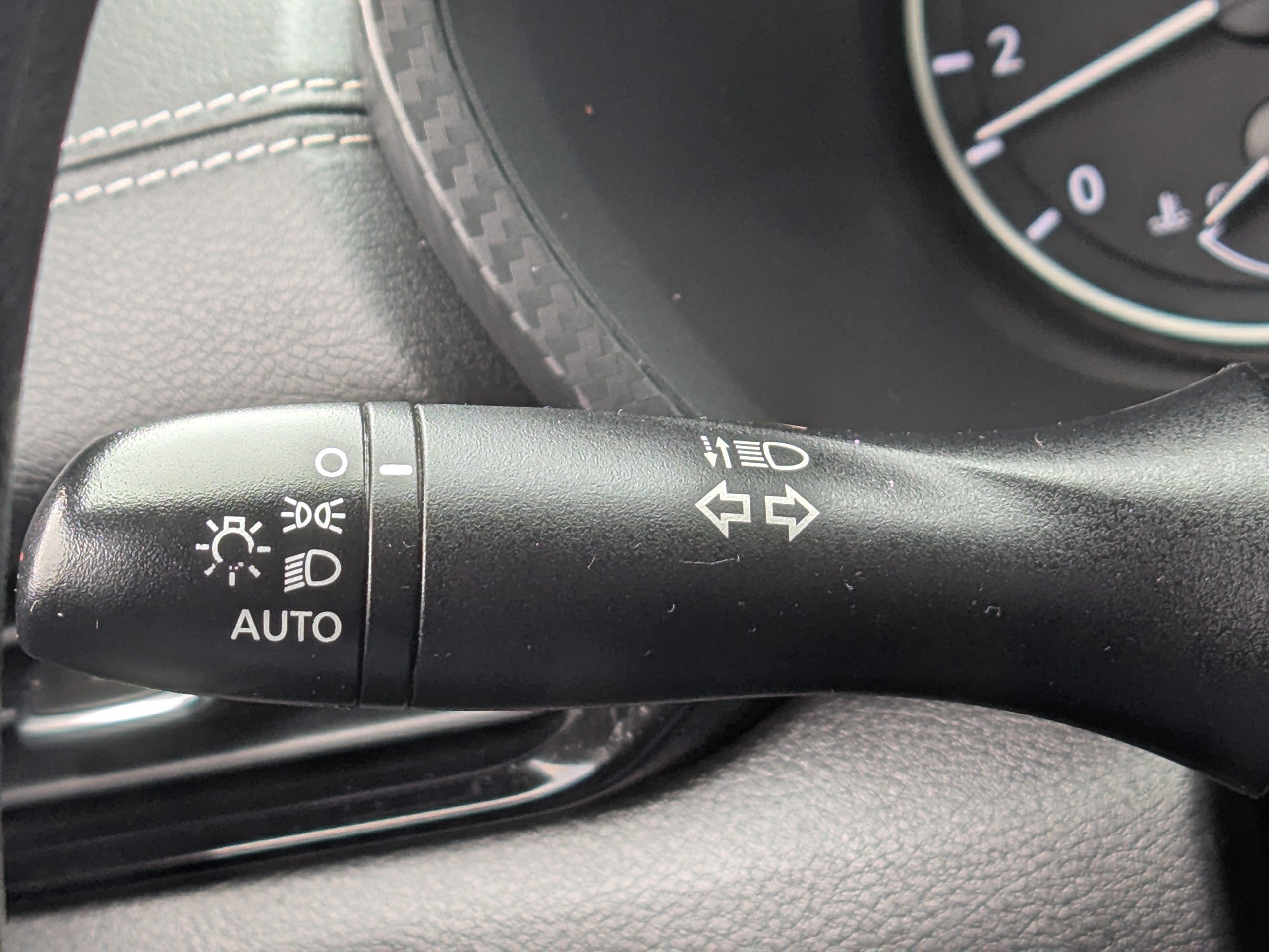 Used 2024 Nissan Sentra SV FWD image 26