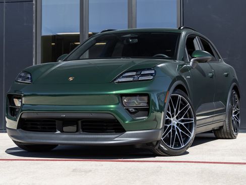 New 2025 Porsche Macan Electric image 1