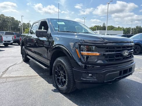 Used 2025 Ford F150 XLT w/ Equipment Group 302A MID AWD/4WD image 4