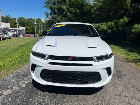Used 2023 Dodge Hornet GT w/ Tech Pack w/o Parking AWD/4WD image 8