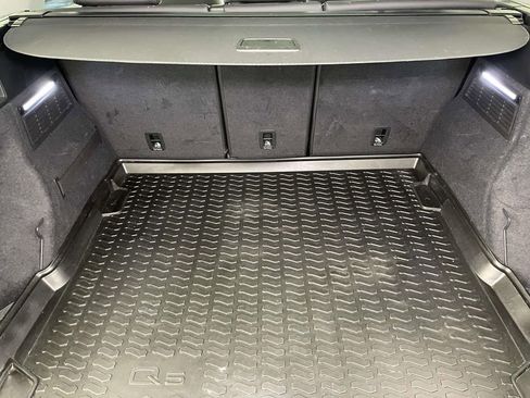 Used 2023 Audi Q5 2.0T Premium w/ Convenience Package image 20