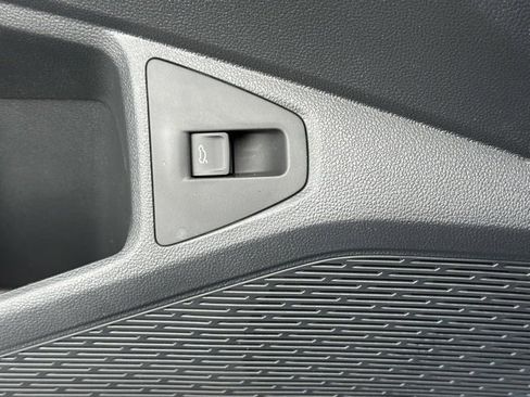 New 2026 Volkswagen Jetta SEL image 23