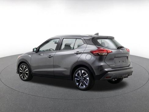 Used 2026 Nissan Kicks SV w/ Cold Weather Package AWD/4WD image 7