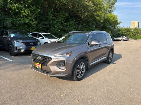 Used 2019 Hyundai Santa Fe FWD image 4