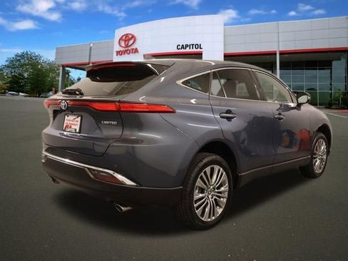 Certified 2024 Toyota Venza Limited AWD/4WD image 3