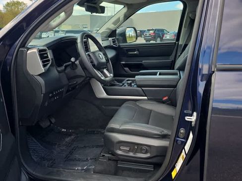 Used 2024 Toyota Tundra Limited AWD/4WD image 5