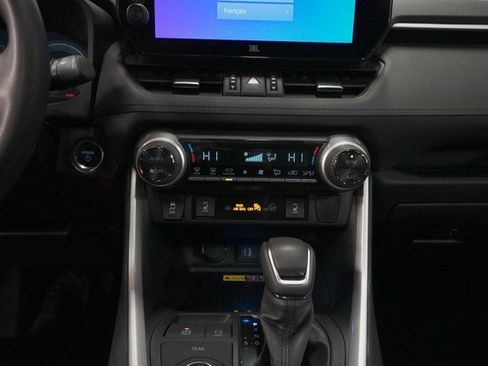 Used 2025 Toyota RAV4 XSE w/ Advanced Technology Package image 25