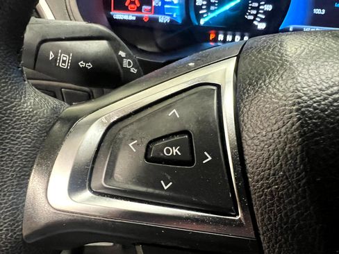Used 2024 Ford Edge SEL image 37