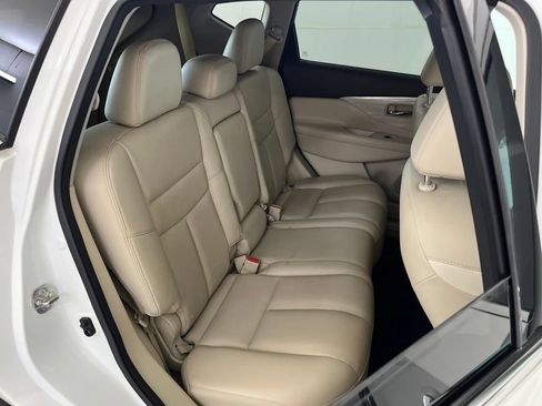 Used 2015 Nissan Murano Platinum w/ Platinum Technology Package AWD/4WD image 21