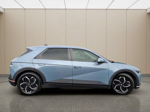 Used 2024 Hyundai Ioniq 5 SE RWD image 7