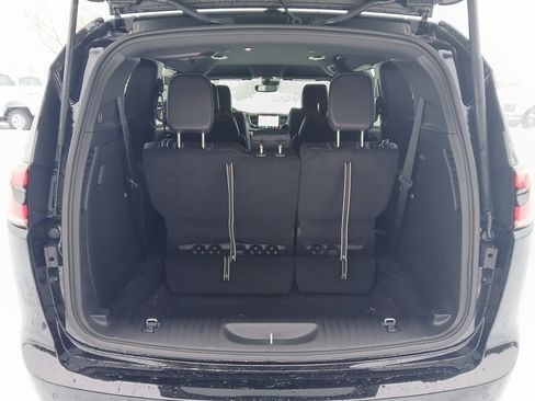 New 2026 Chrysler Pacifica Select image 24