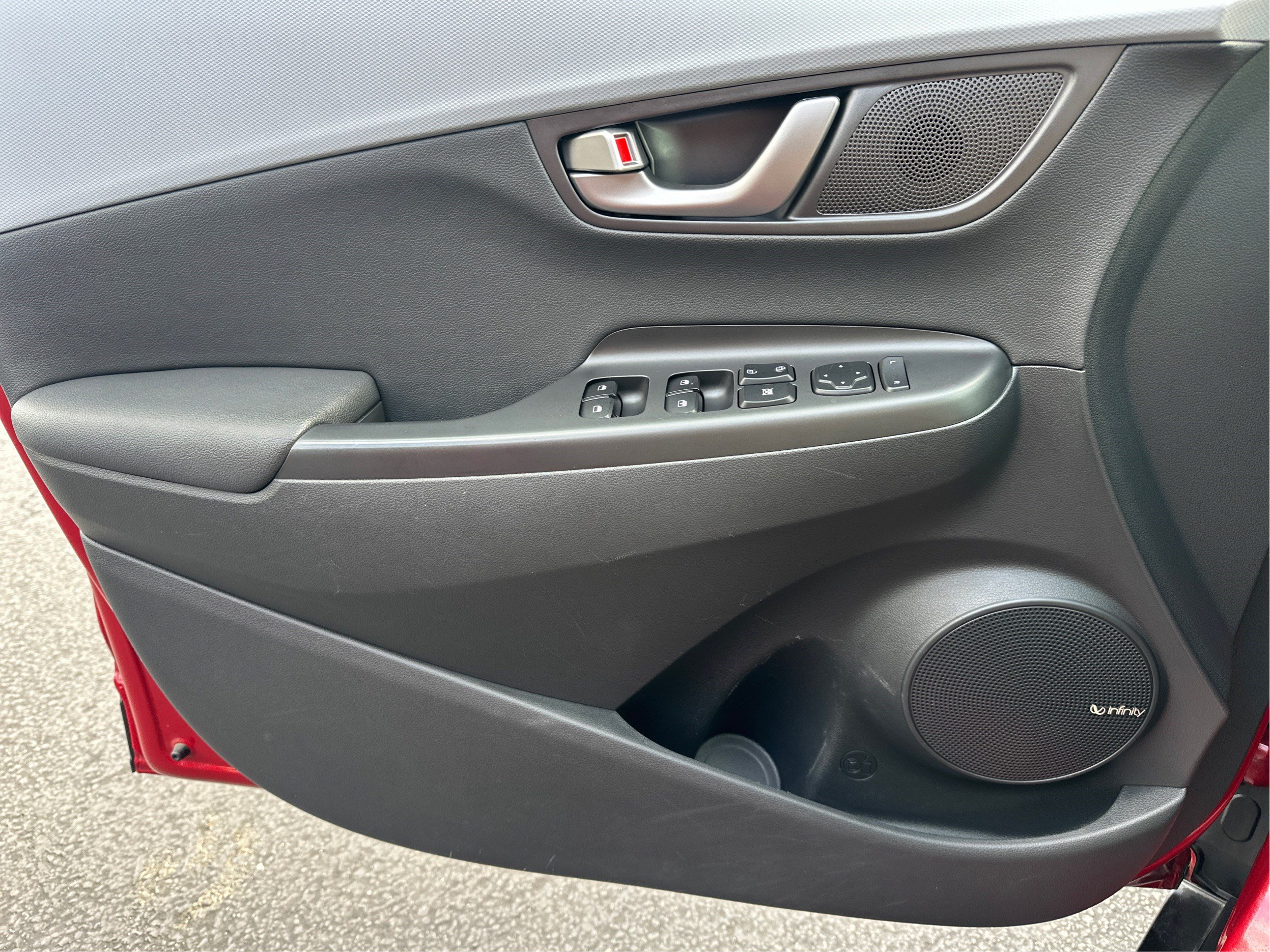 Used 2019 Hyundai Kona Ultimate AWD/4WD image 20