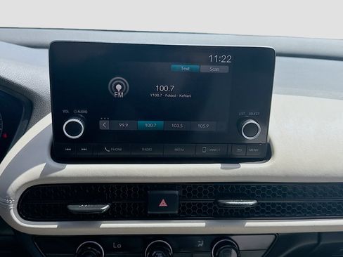 Certified 2023 Honda HR-V LX image 12