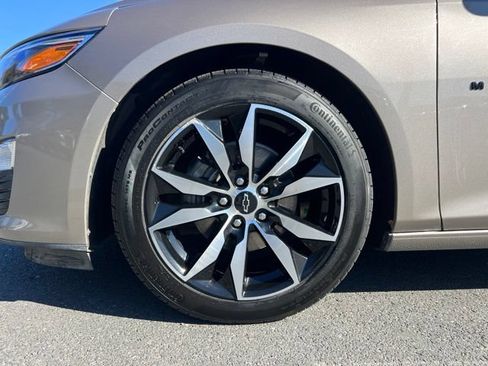Used 2024 Chevrolet Malibu RS w/ LPO, Floor Liner Package FWD image 11