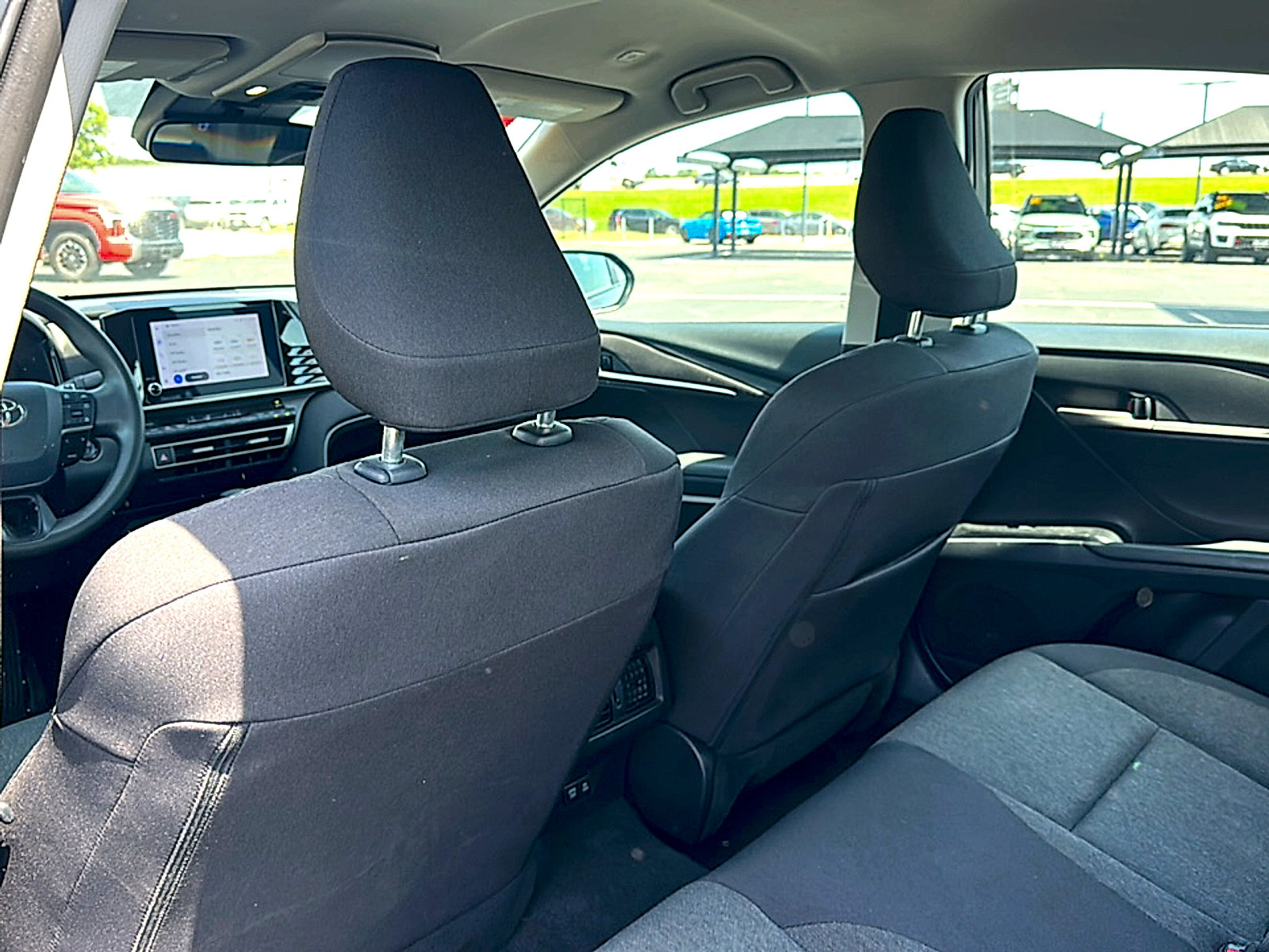Used 2025 Toyota Camry LE FWD image 17