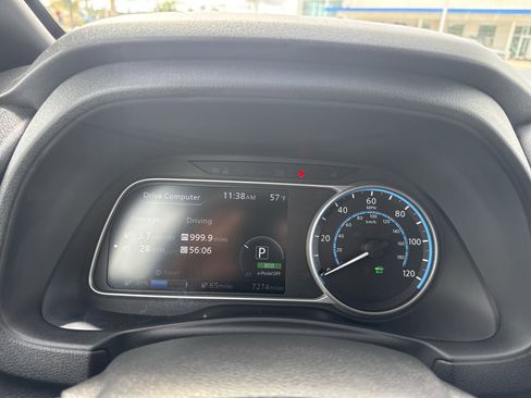 Used 2023 Nissan Leaf S image 26