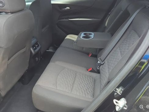Used 2021 Chevrolet Equinox LT FWD image 11