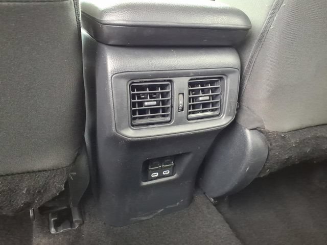 Used 2025 Toyota RAV4 XLE FWD image 11