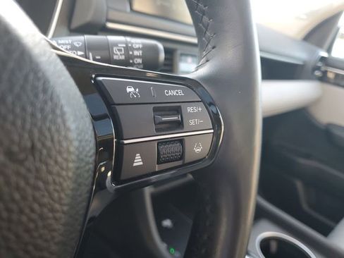 Used 2024 Honda Pilot Elite image 23