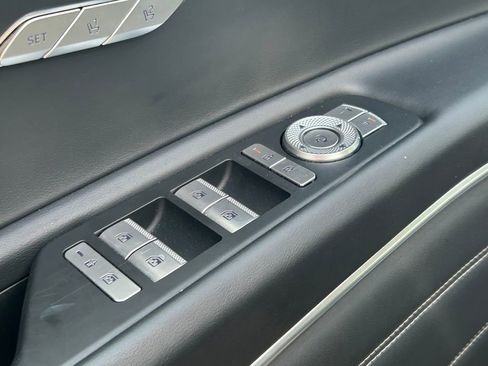 Used 2025 Genesis GV80 2.5T Standard AWD/4WD image 24