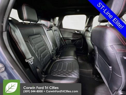 Used 2023 Ford Escape ST-Line Elite w/ Premium Technology Package AWD/4WD image 17