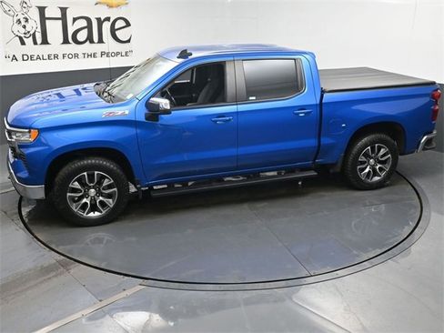 Used 2022 Chevrolet Silverado 1500 LT image 57