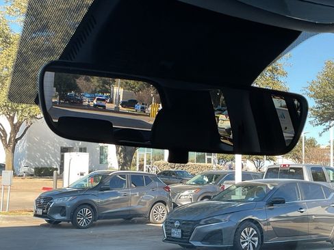 Used 2025 Hyundai Santa Fe SEL image 29