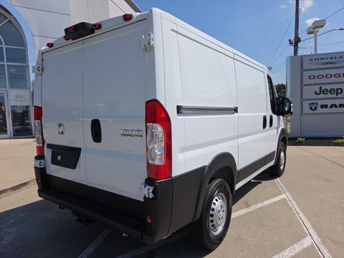 Used 2025 RAM ProMaster 1500 w/ Premium Convenience Group FWD image 12