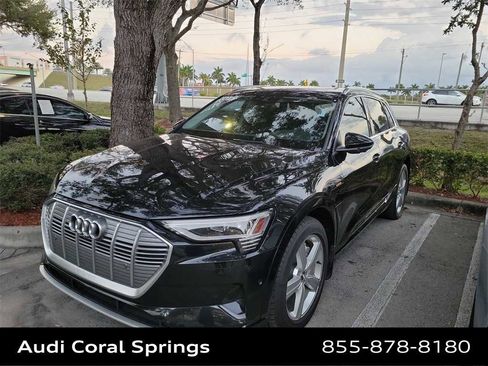Used 2019 Audi e-tron Premium Plus image 5