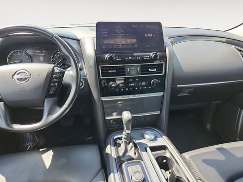 Used 2022 Nissan Armada SV AWD/4WD image 11