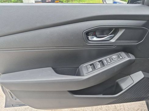 Used 2025 Honda Accord LX image 11