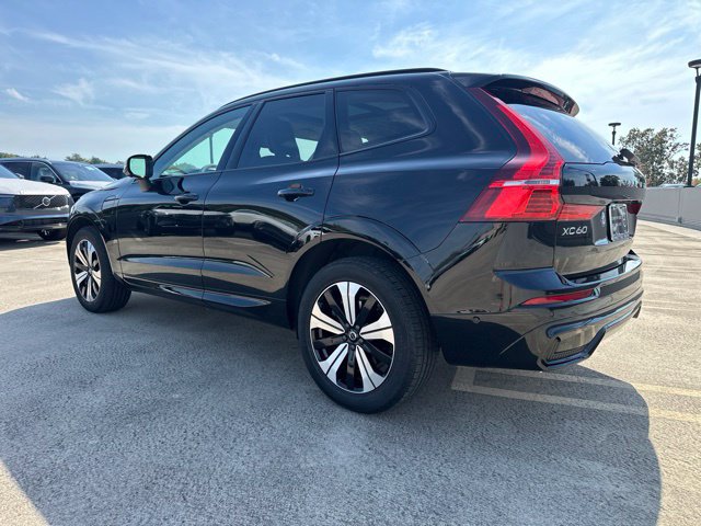 Certified 2024 Volvo XC60 T8 Plus w/ Climate Package AWD/4WD image 6