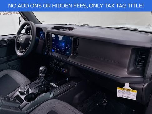 New 2025 Ford Bronco 4-Door image 27