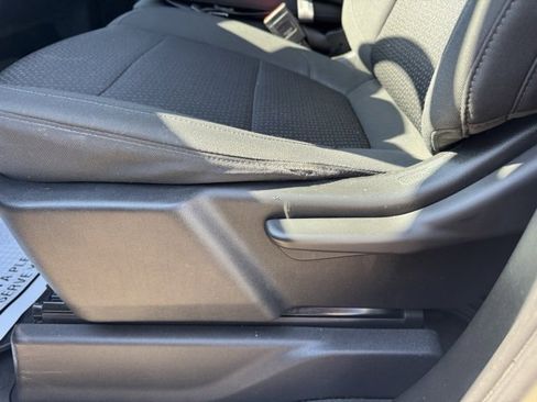 Used 2022 Chevrolet Silverado 1500 Custom image 10