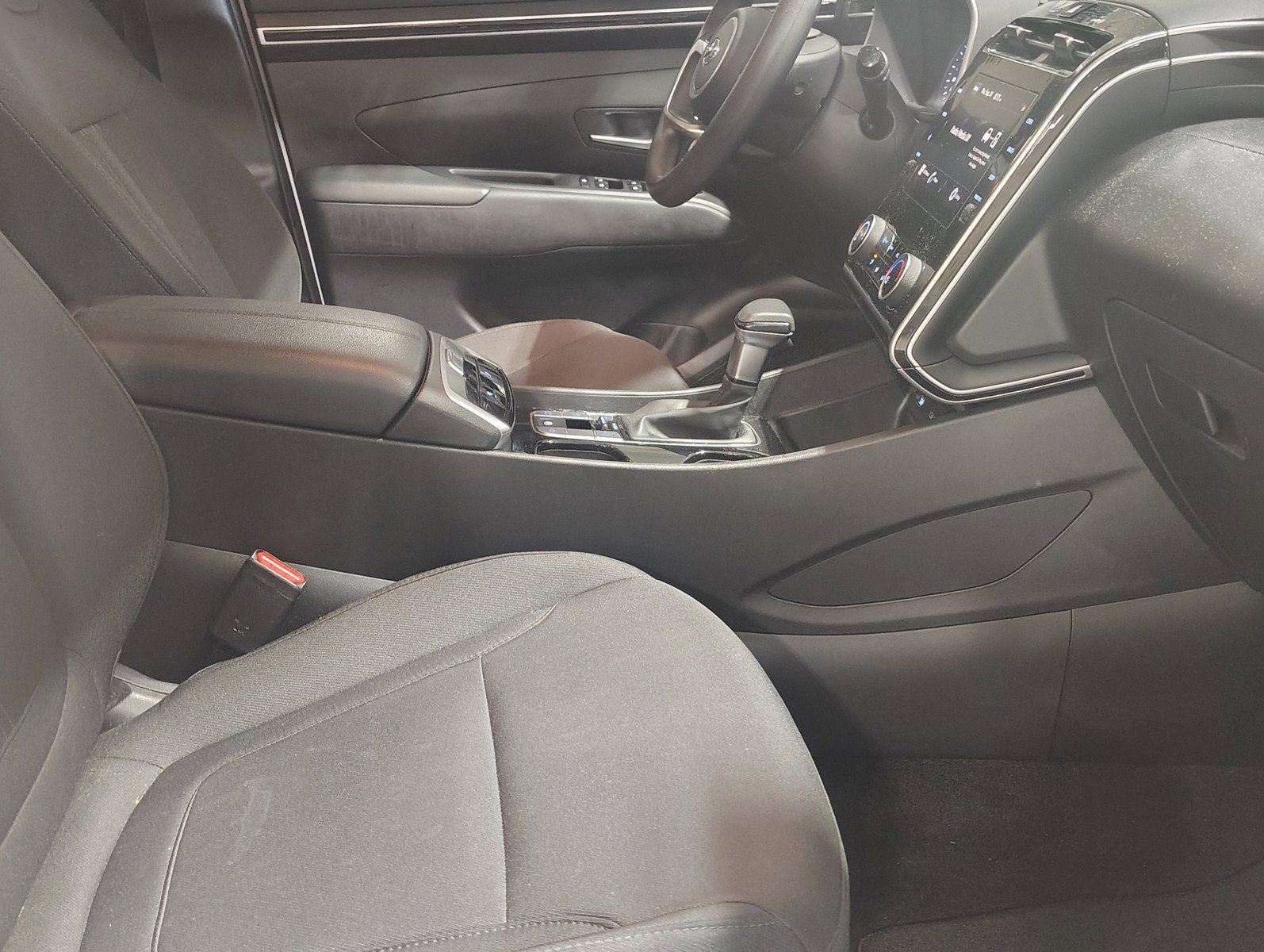 Certified 2023 Hyundai Tucson SEL AWD/4WD image 32