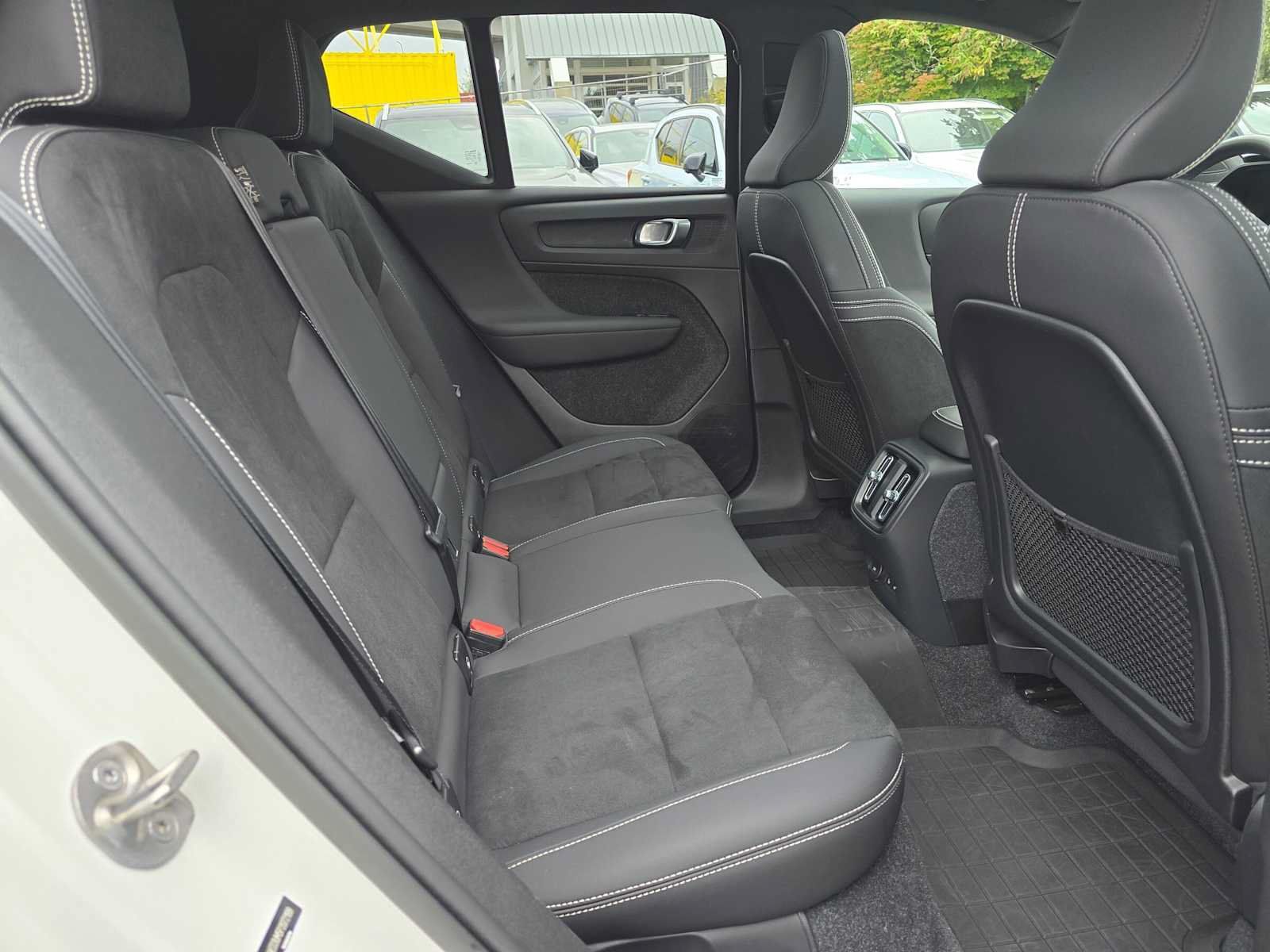 Certified 2023 Volvo XC40 Recharge Ultimate w/ Protection Package Premier AWD/4WD image 13