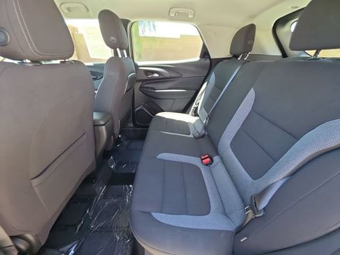 Used 2023 Chevrolet TrailBlazer LS FWD image 21