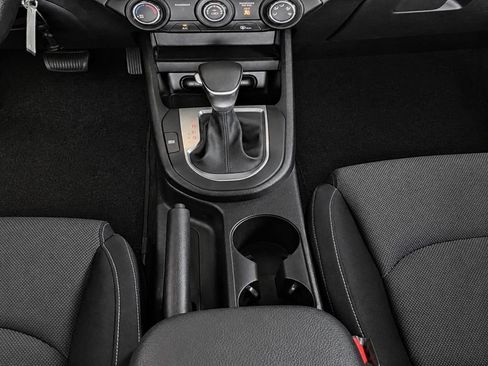 Certified 2023 Kia Forte LXS w/ LXS Technology Package FWD image 21