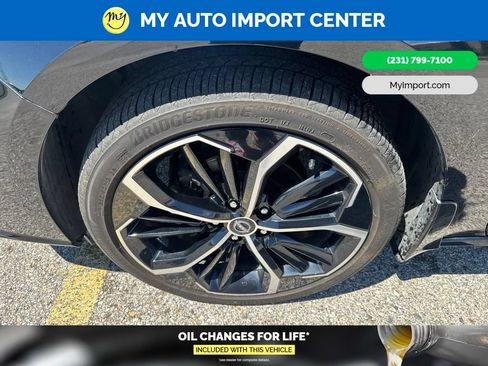 Used 2024 Nissan Altima 2.5 SR w/ SR Premium Package AWD/4WD image 9