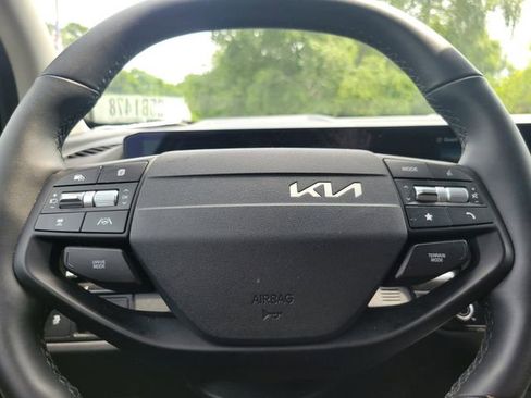 Certified 2026 Kia Sportage LX AWD/4WD image 10