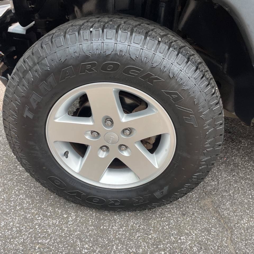 Used 2014 Jeep Wrangler Unlimited Sport w/ Quick Order Package 24S AWD/4WD image 8