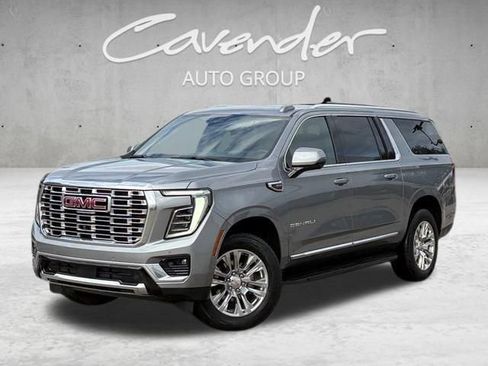 Used 2025 GMC Yukon XL Denali AWD/4WD image 1