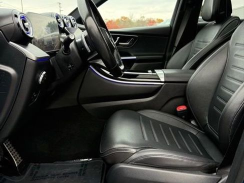 Used 2023 Mercedes-Benz GLC 300 4MATIC w/ AMG Line image 15