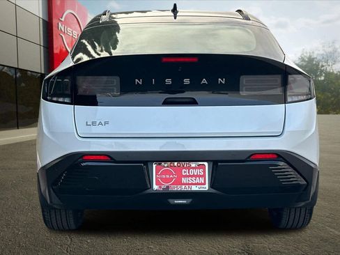 New 2026 Nissan Leaf Platinum+ image 8