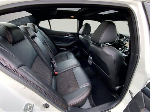 Used 2023 Nissan Maxima SR w/ Sport Mat Group image 20